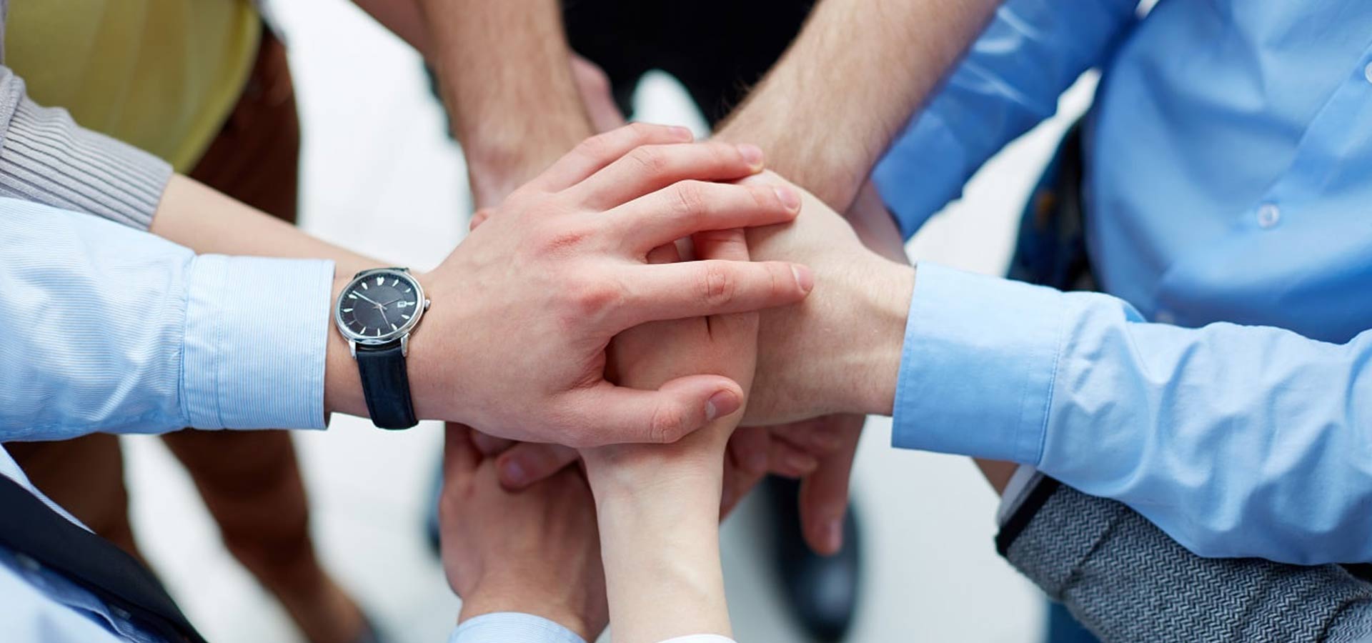 team-hands